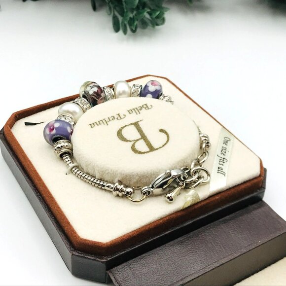 Bella Perlina Personalized Charm Bracelet With Pearls & Floral Beads In Original - Picture 4 of 6